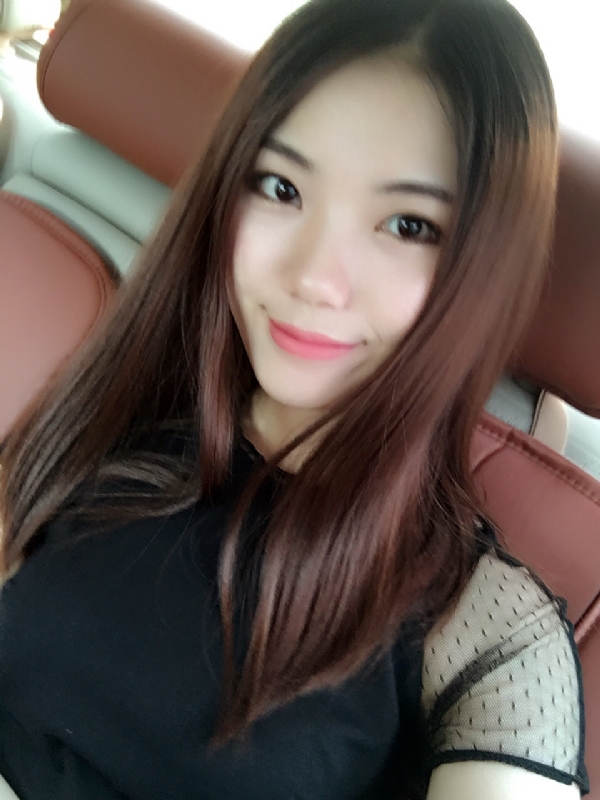 盛开的花朵的第二张照片--遵义相亲服务中心