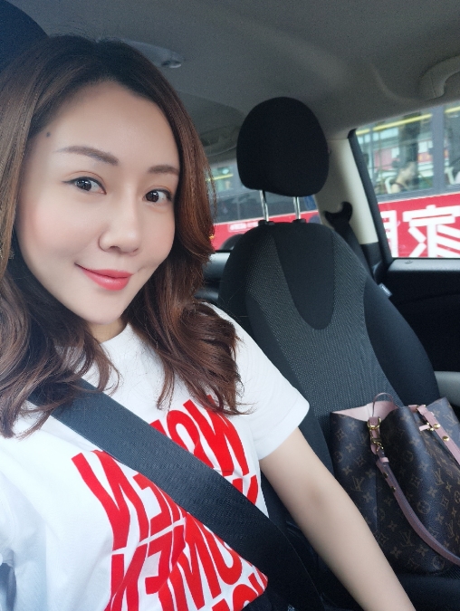 娜娜的第二张照片--遵义相亲服务中心