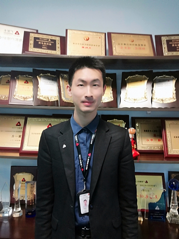 魔都青年的第一张照片--遵义相亲服务中心