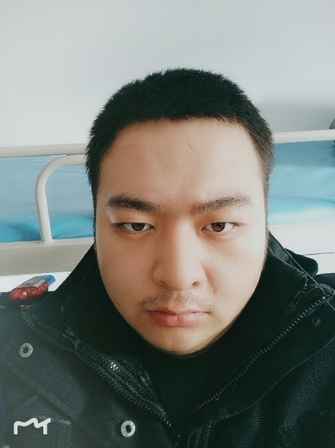 负重前行的第一张照片--遵义相亲服务中心