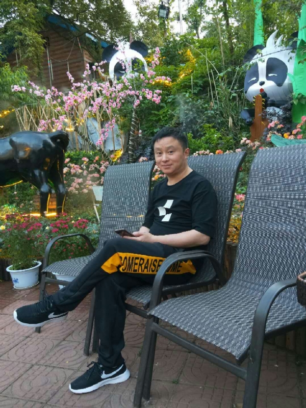 想家的第一张照片--遵义相亲服务中心