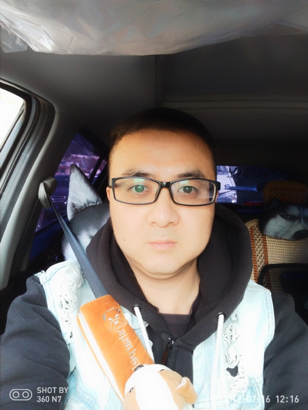 香烟最懂男人心的第一张照片--遵义相亲服务中心