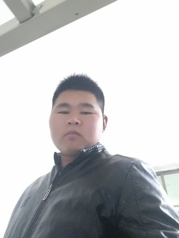 小哥的第一张照片--遵义相亲服务中心