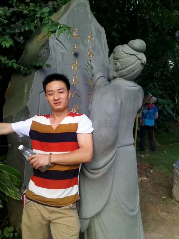 相依相伴的第一张照片--遵义相亲服务中心