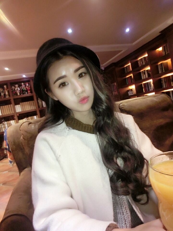 气质小妹的第三张照片--遵义相亲服务中心