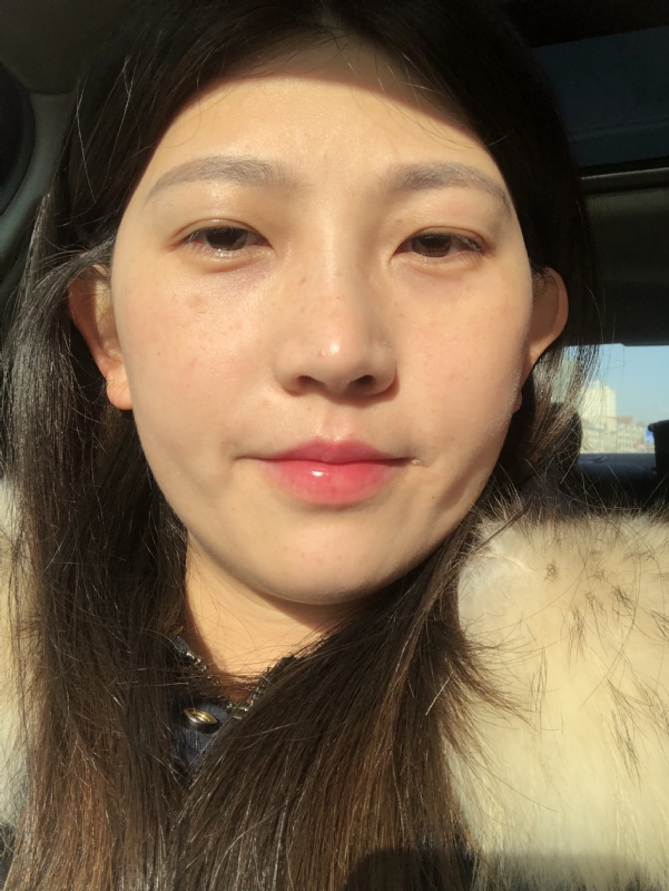 轻闭双眼的第一张照片--遵义相亲服务中心