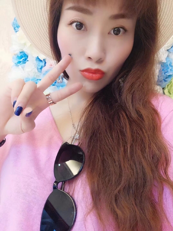 晴子的第一张照片--遵义相亲服务中心