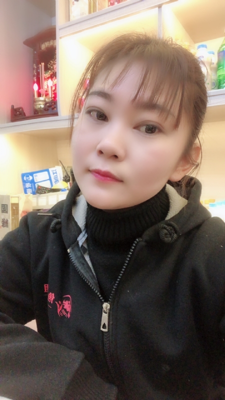 泡沫的第一张照片--遵义相亲服务中心