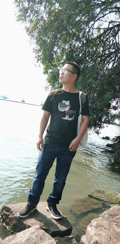 后来的我们的第一张照片--遵义相亲服务中心