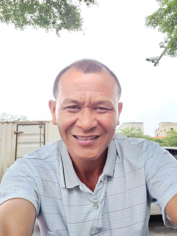 大老的第一张照片--遵义相亲服务中心