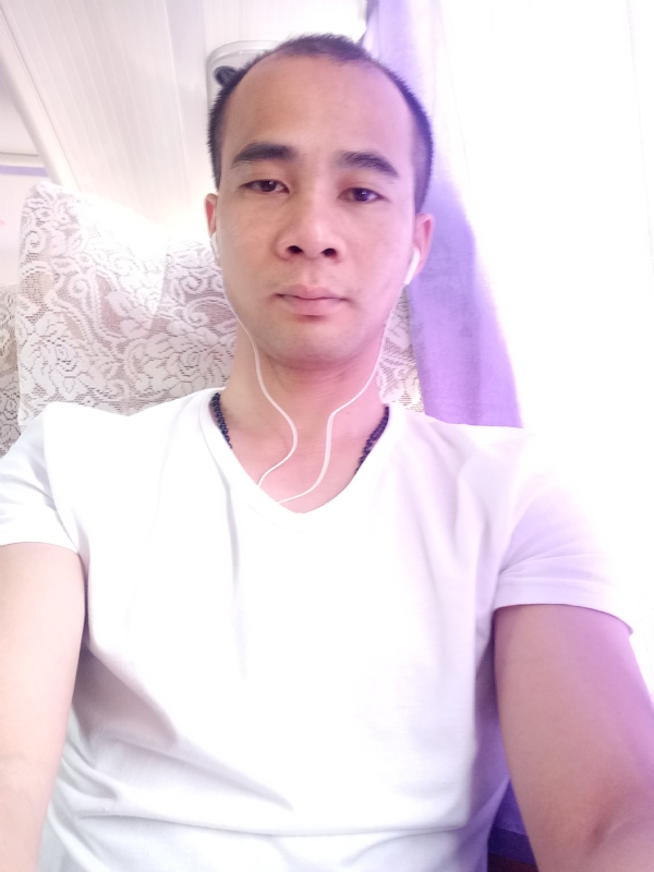 qiaozi的第一张照片--遵义相亲服务中心