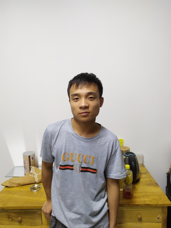 站着等你三千年的第一张照片--遵义相亲服务中心