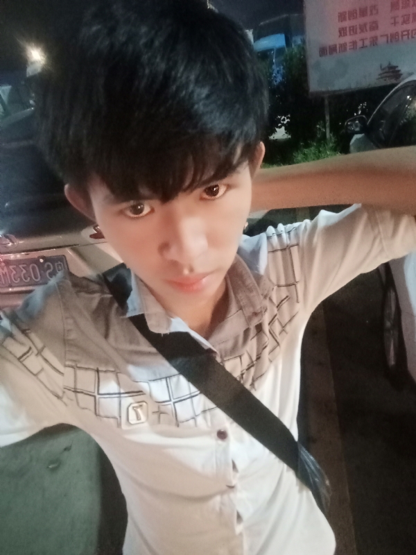 杨哥的第一张照片--遵义相亲服务中心