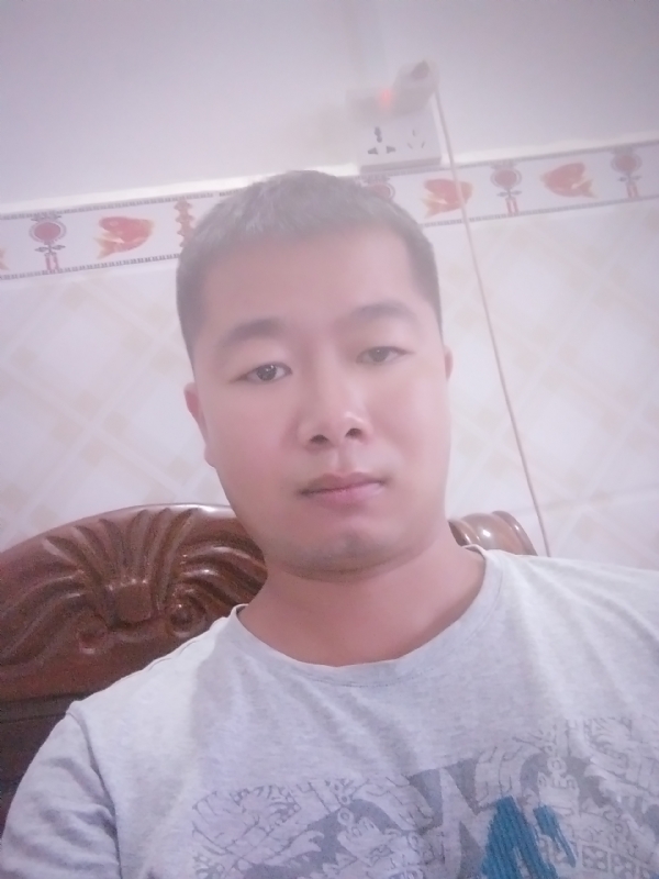 心雨的第一张照片--遵义相亲服务中心