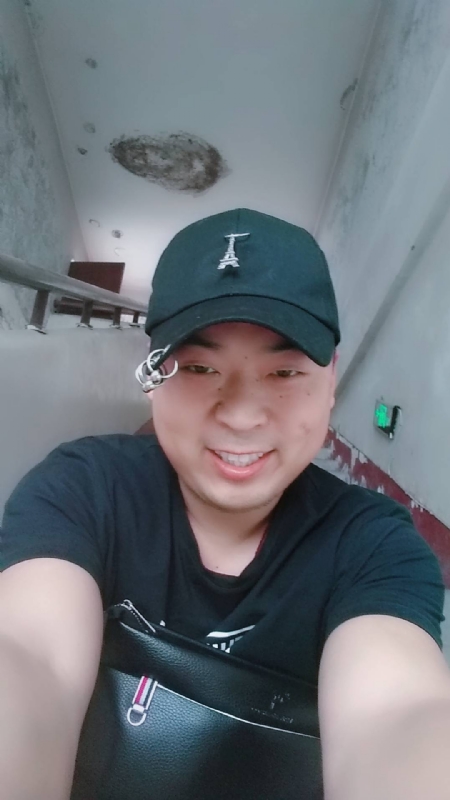 前世今生的爱的第一张照片--遵义相亲服务中心