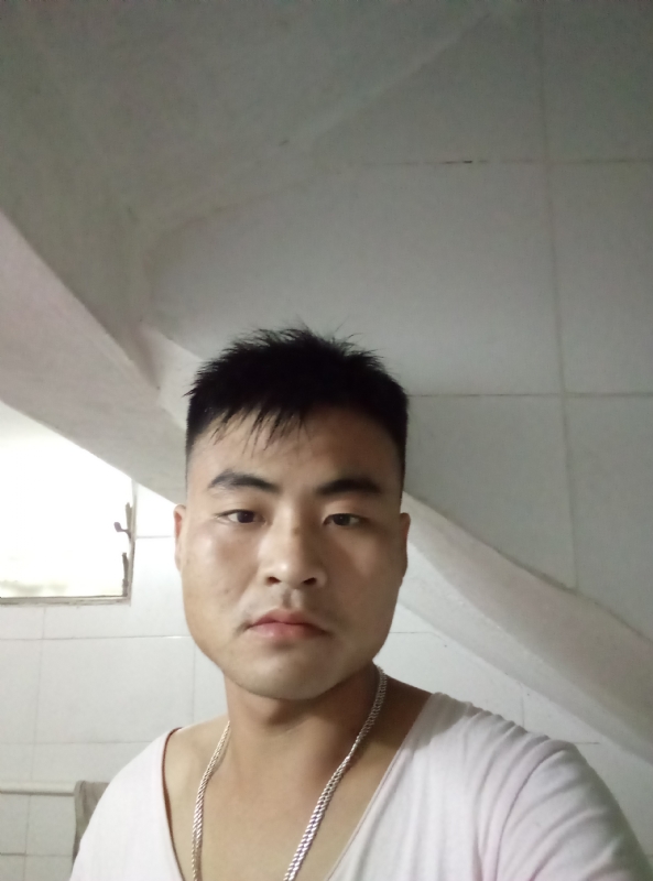 落叶知秋的第一张照片--遵义相亲服务中心