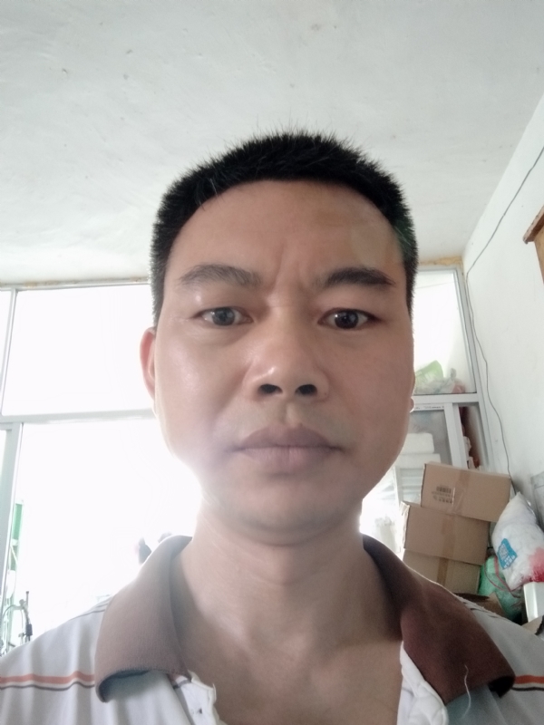 平凡一生的第一张照片--遵义相亲服务中心