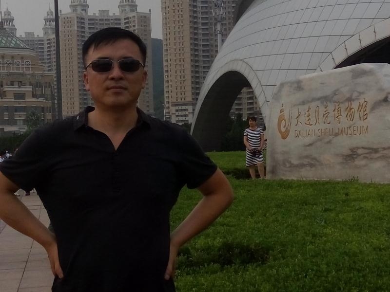 豁达的第一张照片--遵义相亲服务中心