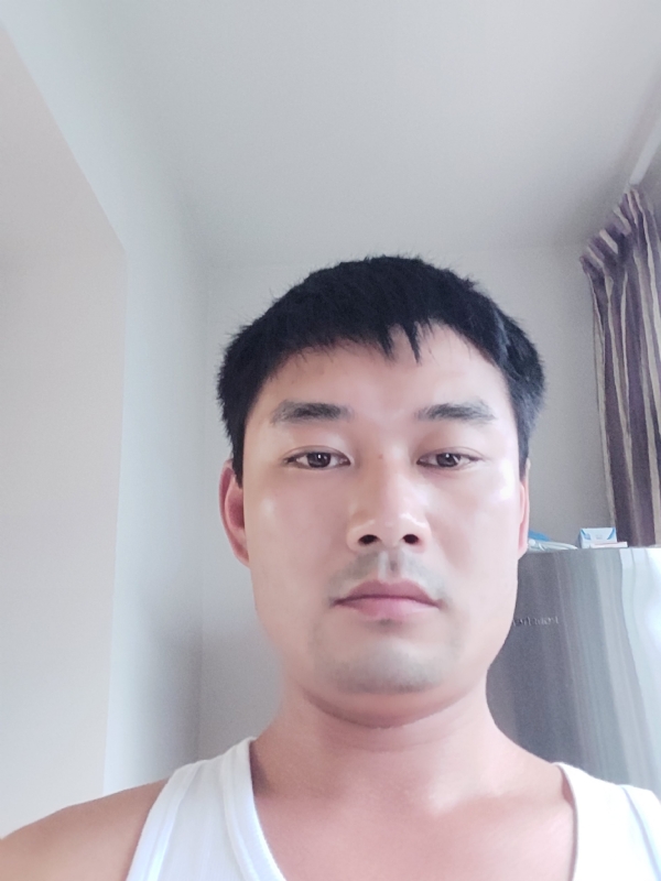 MM的第一张照片--遵义相亲服务中心