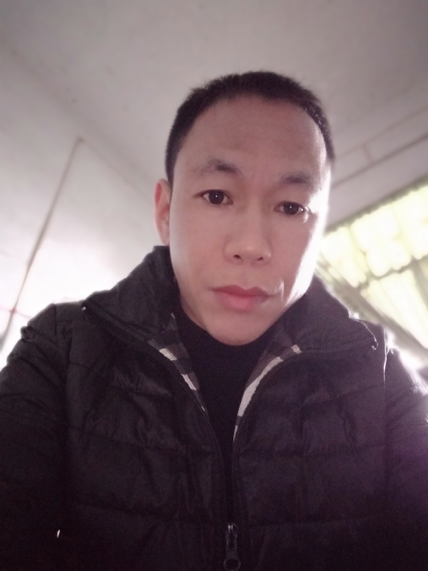 相信真爱的第一张照片--遵义相亲服务中心