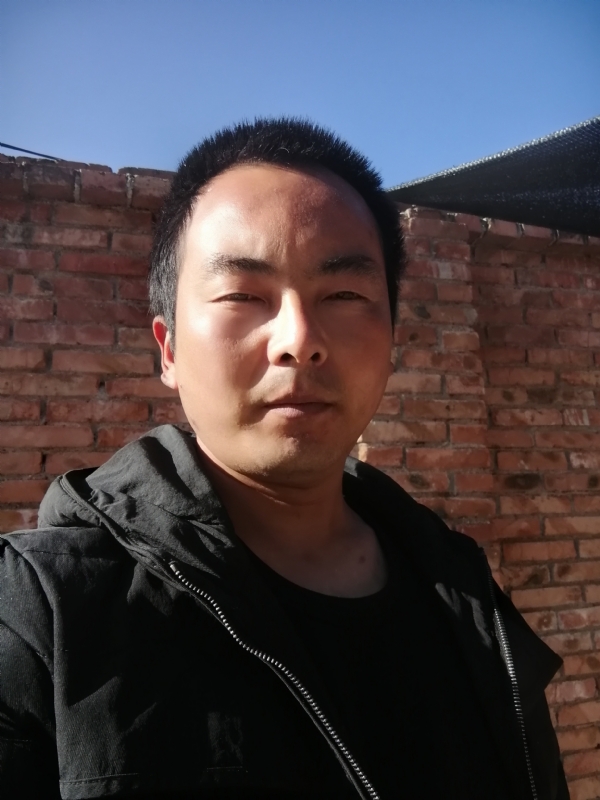 流年寂寞了谁的容颜的第一张照片--遵义相亲服务中心
