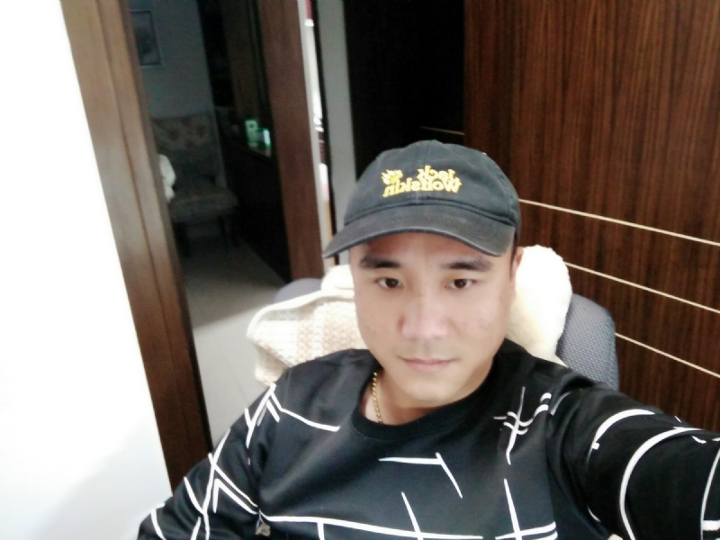 坚持我爱的第一张照片--遵义相亲服务中心