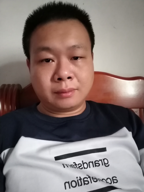 飞的第一张照片--遵义相亲服务中心