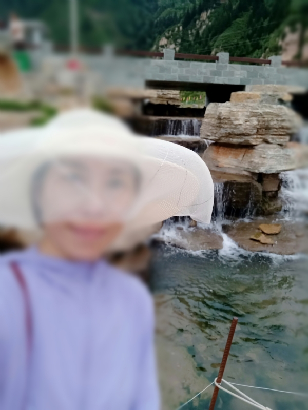 沥秋的第一张照片--遵义相亲服务中心
