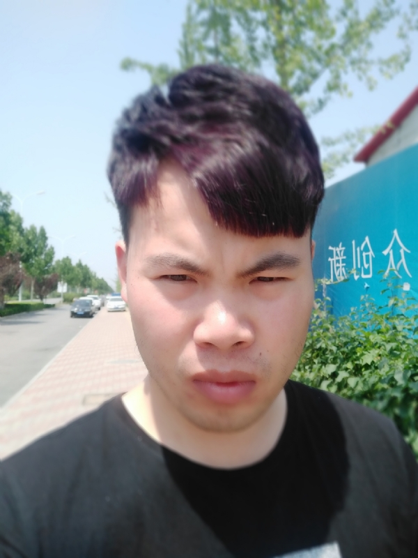 迷迭无情的第一张照片--遵义相亲服务中心