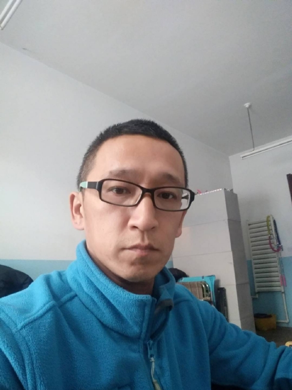晓峰的第三张照片--遵义相亲服务中心
