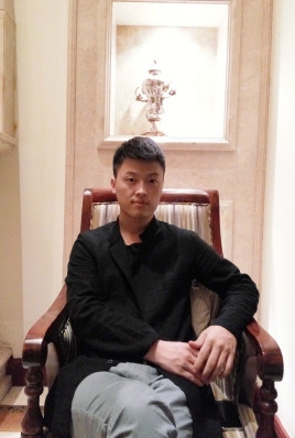 制片人杨亚林的第二张照片--遵义相亲服务中心