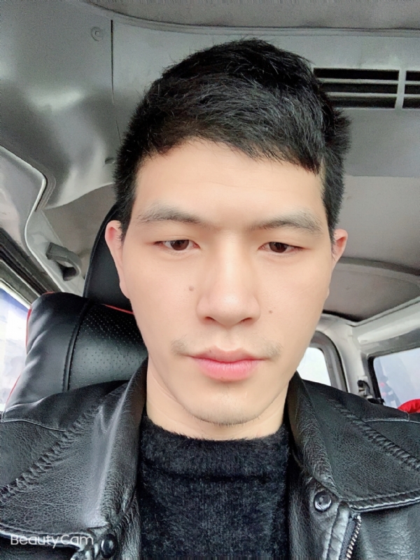 华仔的第一张照片--遵义相亲服务中心
