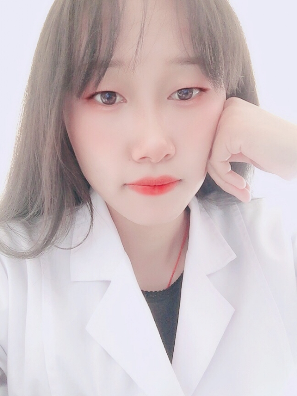白婚纱的第一张照片--遵义相亲服务中心