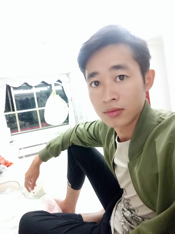 风中飞沙的第一张照片--遵义相亲服务中心