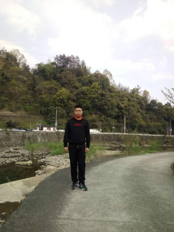 等着上钩的鱼的第二张照片--遵义相亲服务中心