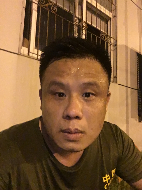James2020的第一张照片--遵义相亲服务中心