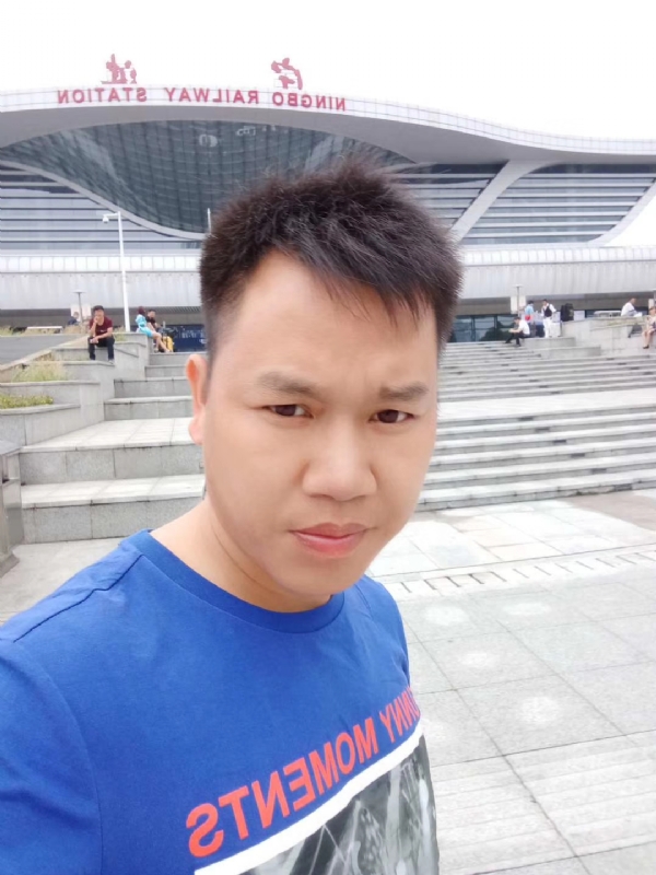 笑对人生的第一张照片--遵义相亲服务中心