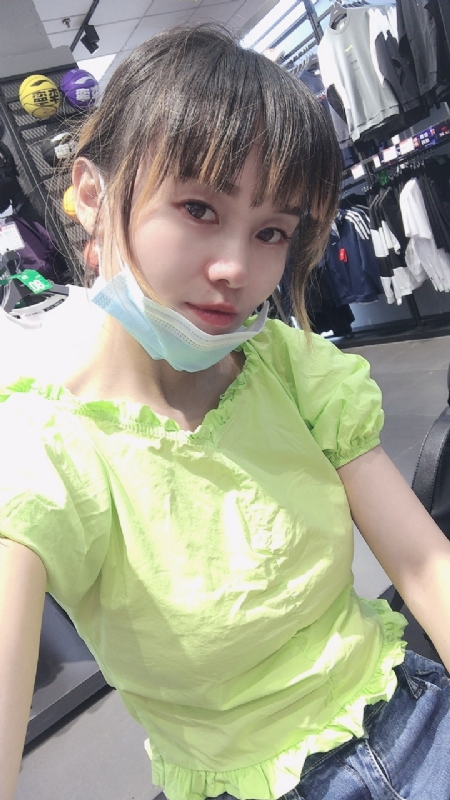 婀娜袅袅的第一张照片--遵义相亲服务中心