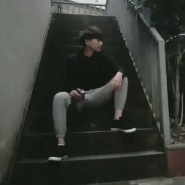 你是魔鬼吗的第一张照片--遵义相亲服务中心