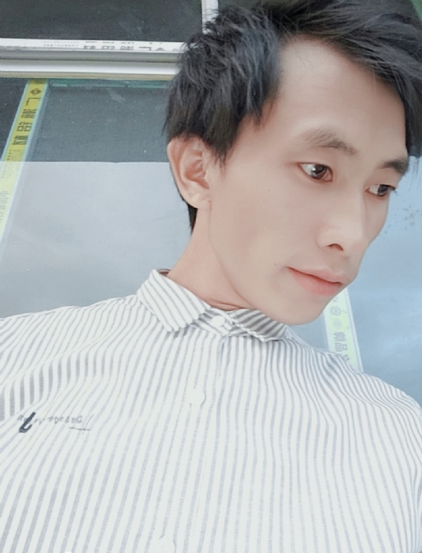 寻找下一个路口的第一张照片--遵义相亲服务中心