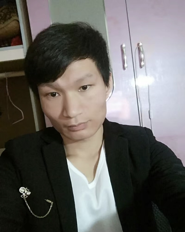 季绍伟的第二张照片--遵义相亲服务中心