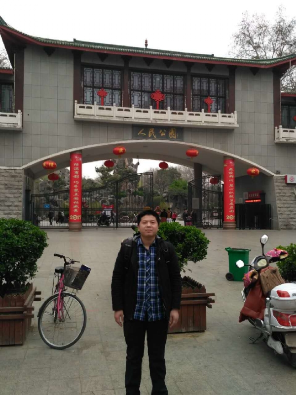 在奋斗的第四张照片--遵义相亲服务中心