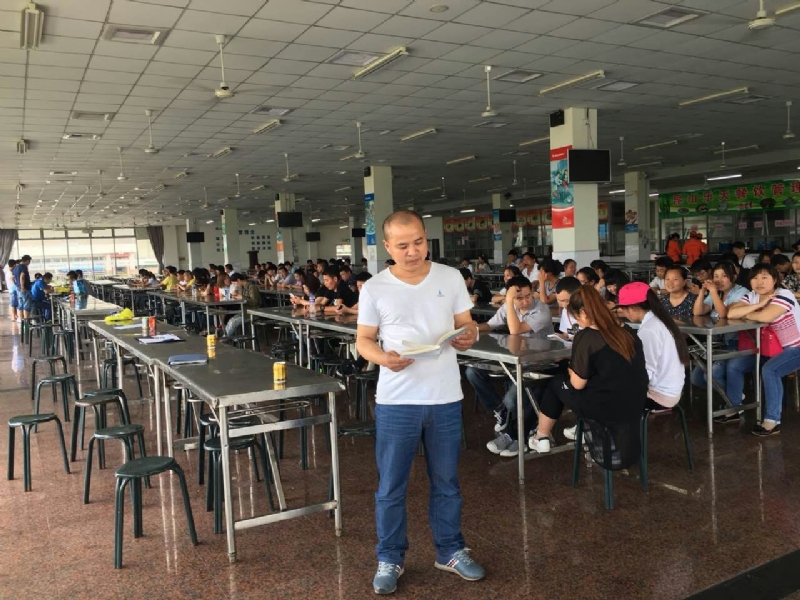 人在旅途的第二张照片--遵义相亲服务中心