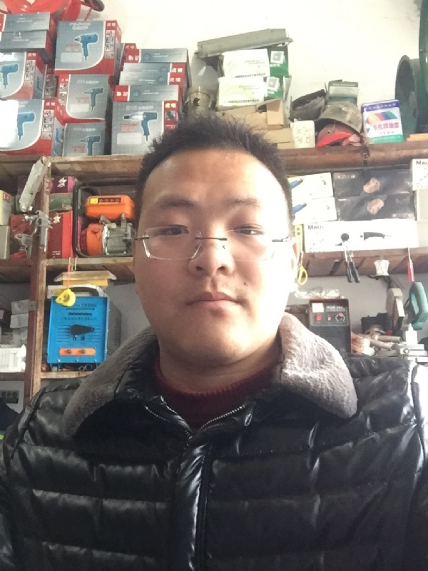 鼎福的第二张照片--遵义相亲服务中心