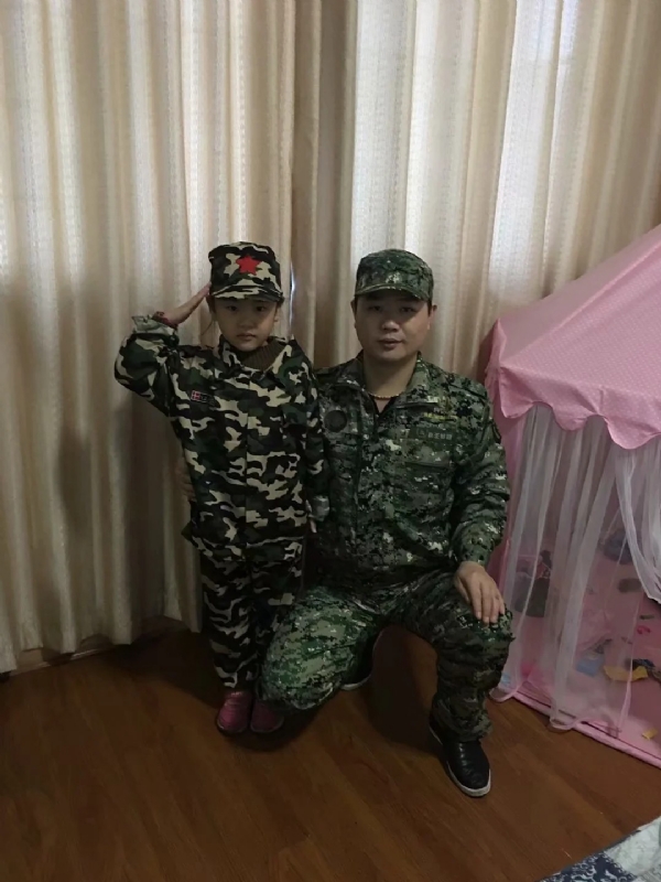 俗人的第一张照片--遵义相亲服务中心