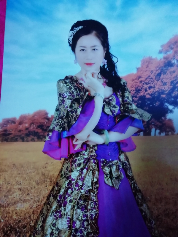 清水芙蓉的第一张照片--遵义相亲服务中心