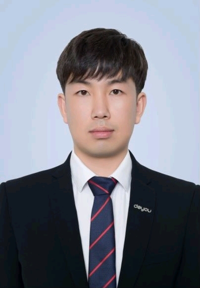 终究被人海淹没的第二张照片--遵义相亲服务中心