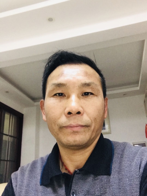 西凤酒的第一张照片--遵义相亲服务中心
