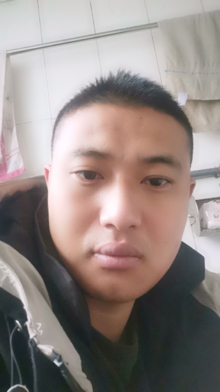 烟花再美不过瞬间的第一张照片--遵义相亲服务中心