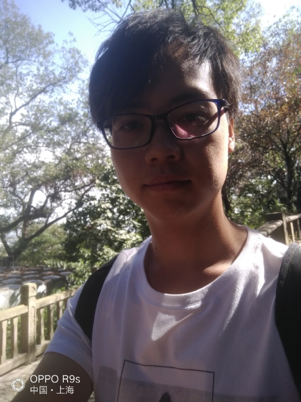 不忘旧年的第一张照片--遵义相亲服务中心